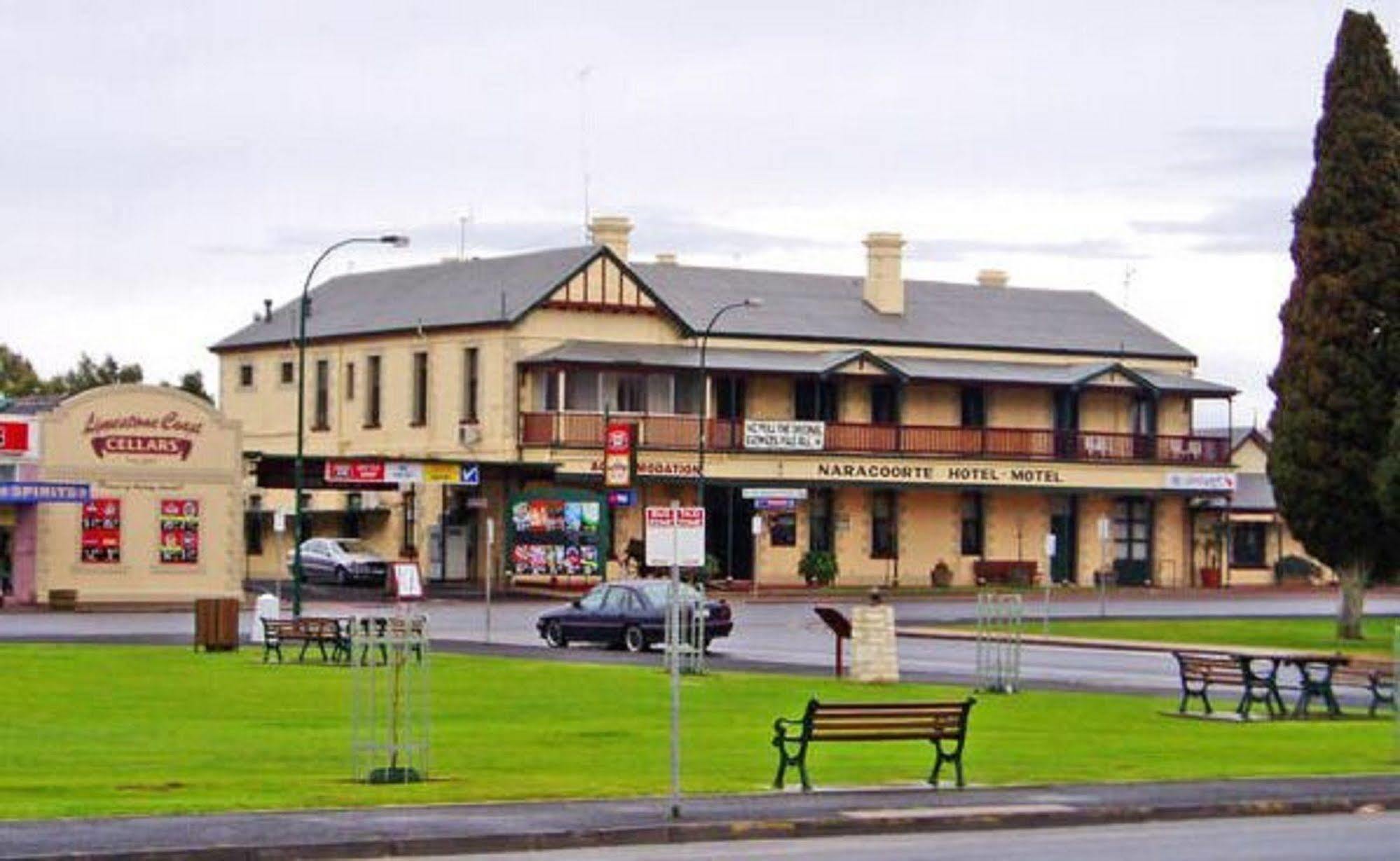 Naracoorte Hotel Motel Bagian luar foto